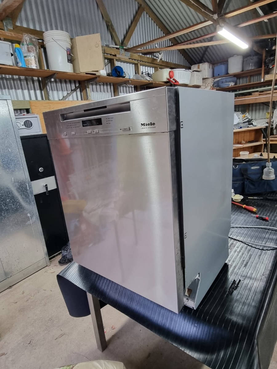 Miele Dishwasher Repair - Seal Leak and F70 Flood Error